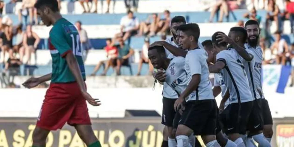Coritiba enfrentará adversário do grupo do Corinthians, maior campeão da Copa SP
