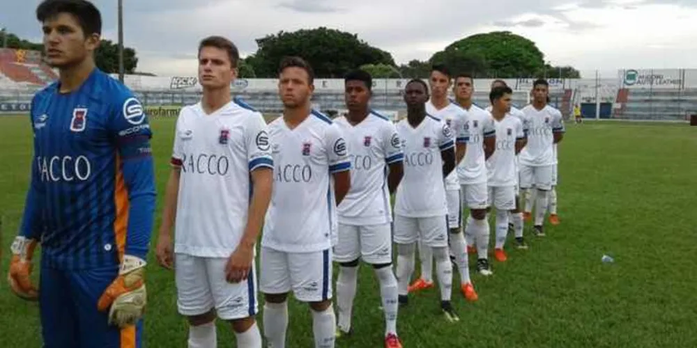 Imagem ilustrativa da imagem Paraná Clube faz 6x1 e avança na Copinha