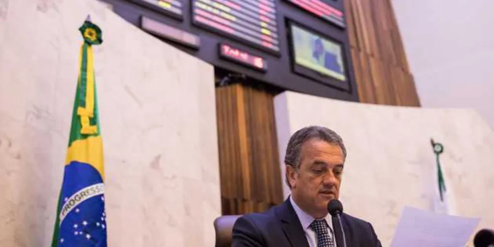 Deputado acredita que samba-enredo desqualifica o homem do campo