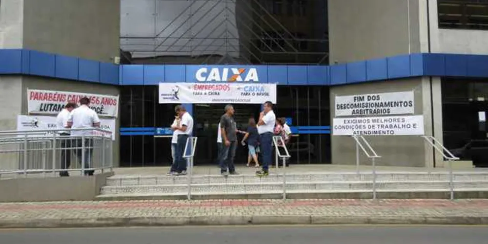 Ato aconteceu na manhã desta quinta-feira