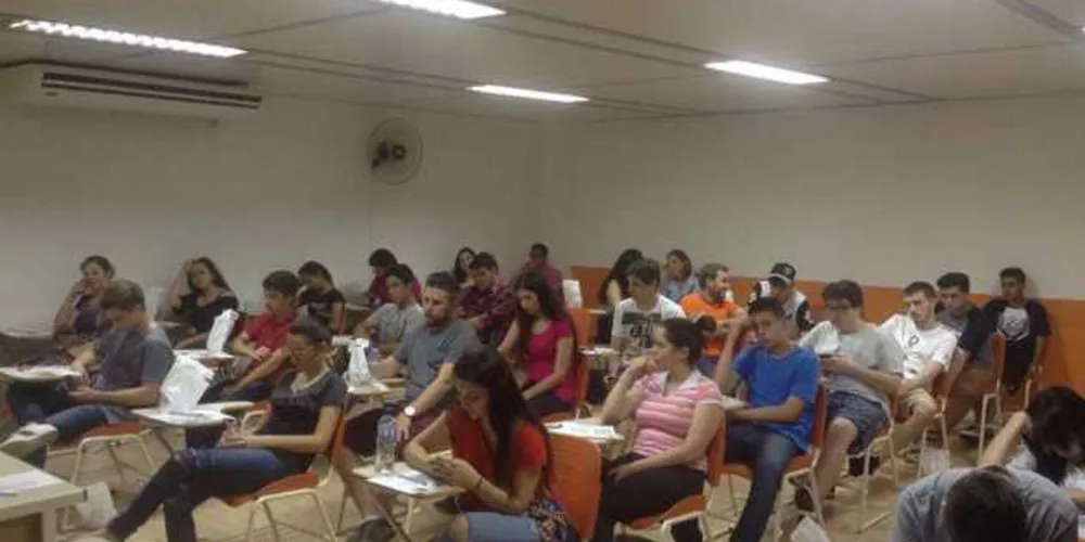 Cursos oferecidos são Agronomia, Direito, Enfermagem, Fisioterapia, Medicina Veterinária, Odontologia e Psicologia