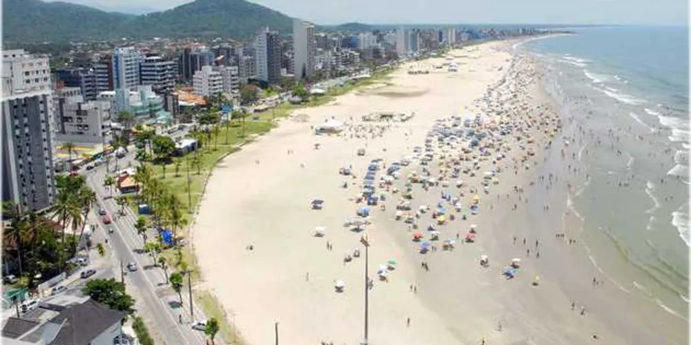 Boletim mostra pontos impróprios para banho nas praias do Paraná