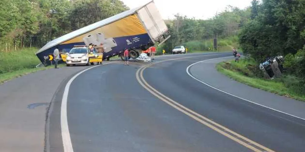 Imagem ilustrativa da imagem Acidente grave na PR-092 deixa vítima fatal