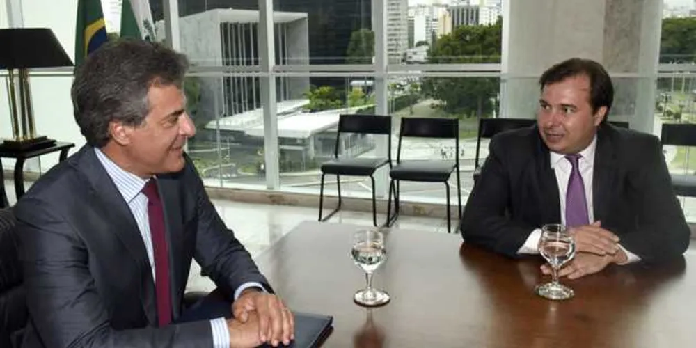 Imagem ilustrativa da imagem Presidente da Câmara visita o PR em busca de apoio