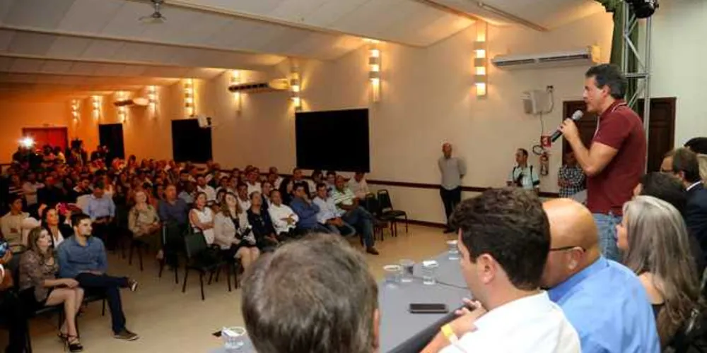 Governador participou da posse dos novos dirigentes de duas entidades