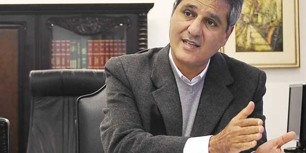 Secretário garantiu que a obra será terminada na gestão Beto Richa