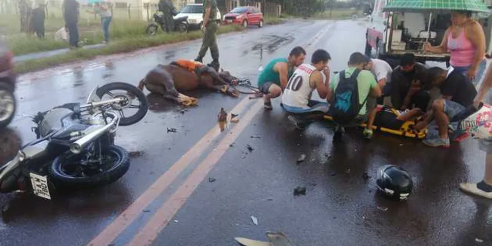Acidente aconteceu na Rua Siqueira Campos
