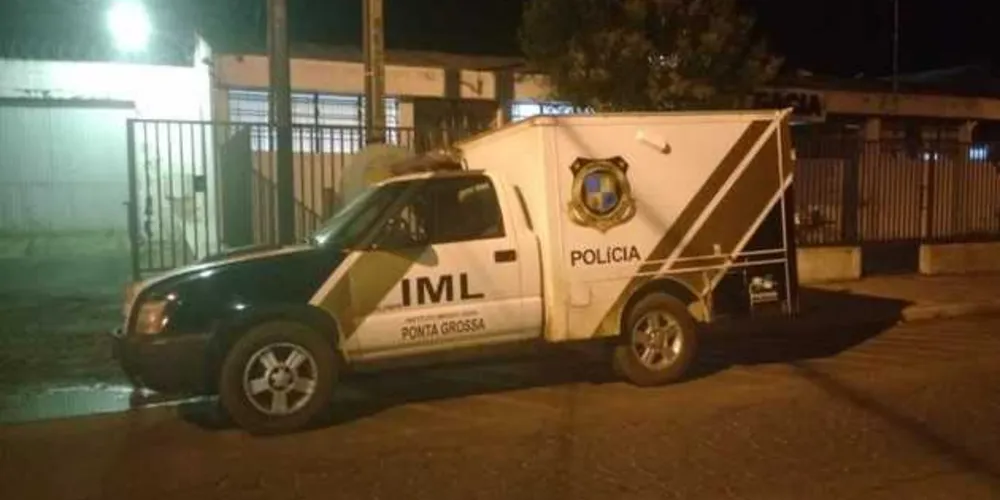 Corpo foi recolhido por equipes do IML de Ponta Grossa