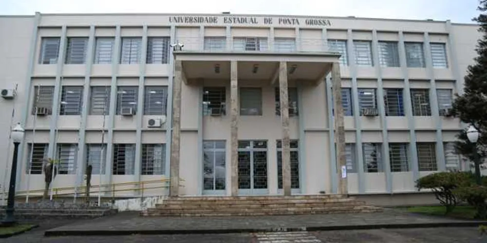 Imagem ilustrativa da imagem UEPG oferece bolsa de R$ 1,9 mil em Gestão Pública