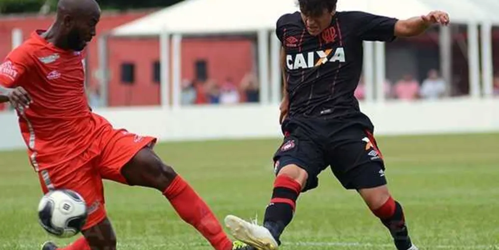 Imagem ilustrativa da imagem Paranaense 2017 começa com goleada do Paraná