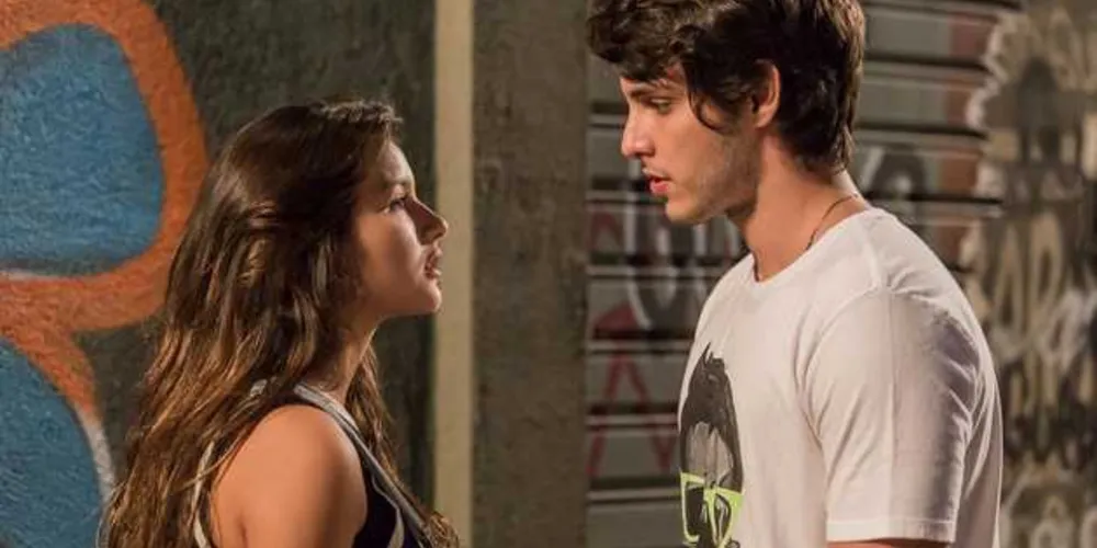 Imagem ilustrativa da imagem Lucas não consegue contar para Luiza que terá um filho