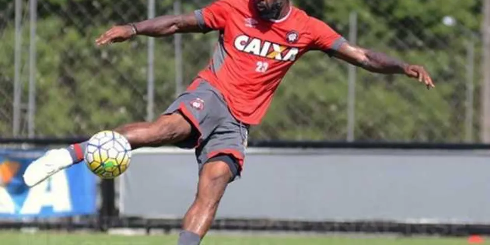 Jogo deve ser a estreia de Grafite pelo Furacão