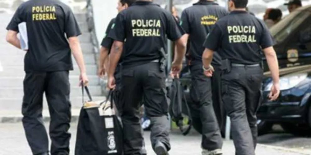 Operação foi deflagrada pela Polícia Federal na manhã desta quinta-feira