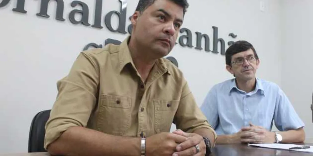 Rangel esteve acompanhado do secretário interino de Fazenda, Claudio Grokoviski