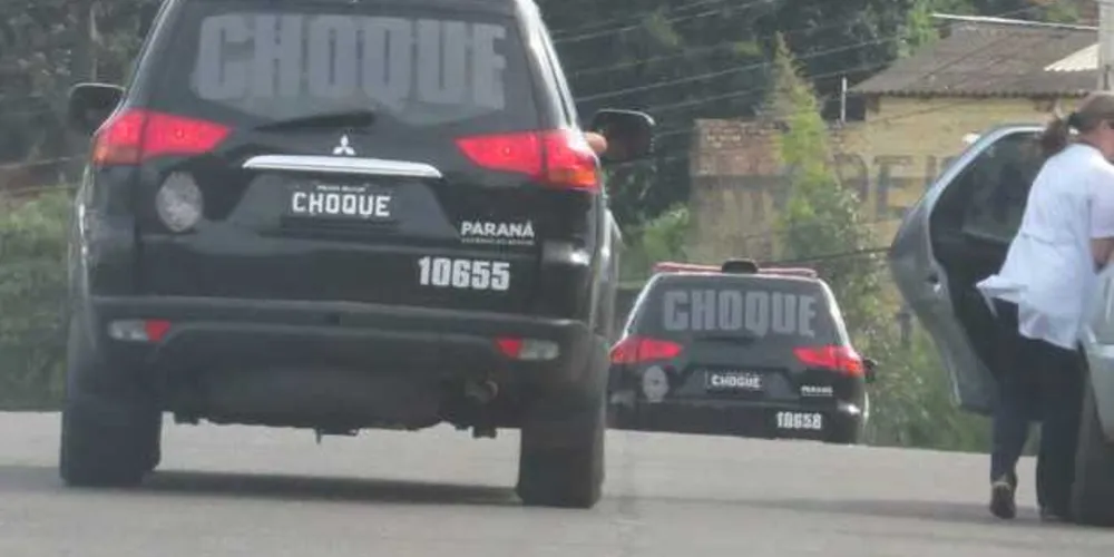 Viatura do Pelotão de Choque ficou danificada após a batida