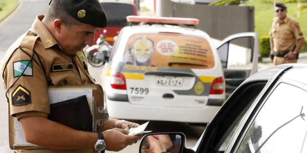 Motoristas foram presos em diversas situações, a maioria deles estava alcoolizada