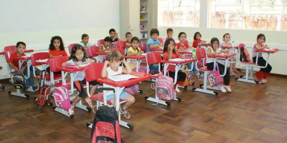 Imagem ilustrativa da imagem Aulas na rede municipal de Castro iniciam na quarta-feira