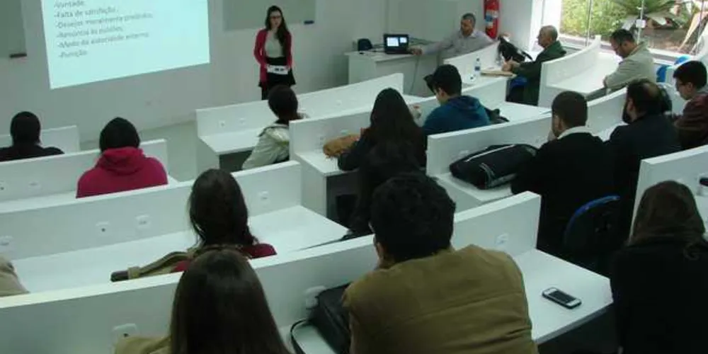 Imagem ilustrativa da imagem FESP oferece pós-graduação em gestão educacional