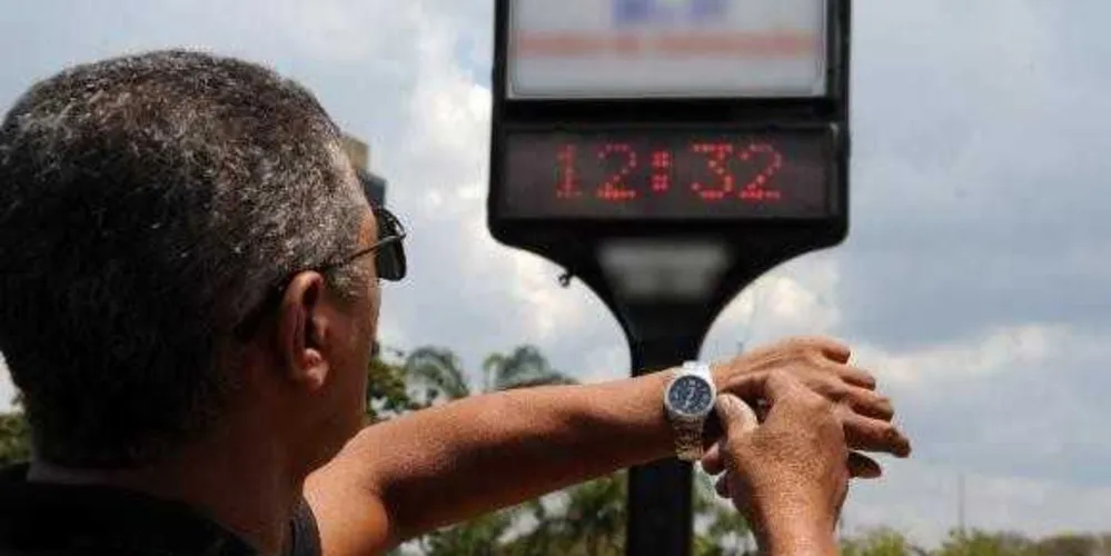 Imagem ilustrativa da imagem Governo espera economizar R$ 147,5 mi com ‘Horário de Verão’