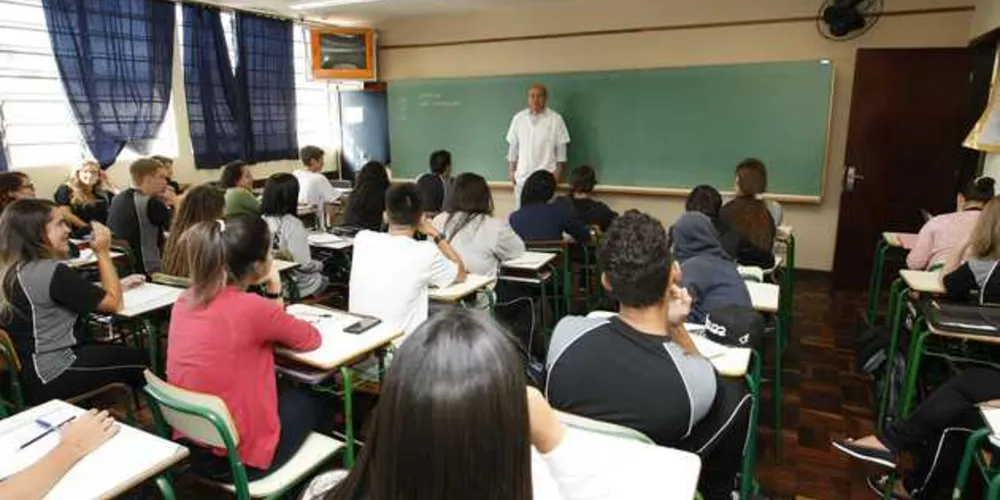 Imagem ilustrativa da imagem Mais de 50 mil alunos devem voltar às aulas na região