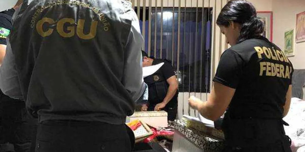 Operação Research apura a prática de desvio de recursos públicos destinados à Universidade Federal do Paraná