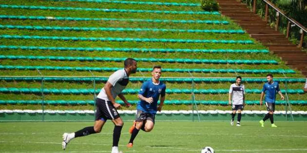 Imagem ilustrativa da imagem Operário anuncia dois jogos-treino no Germano Krüger