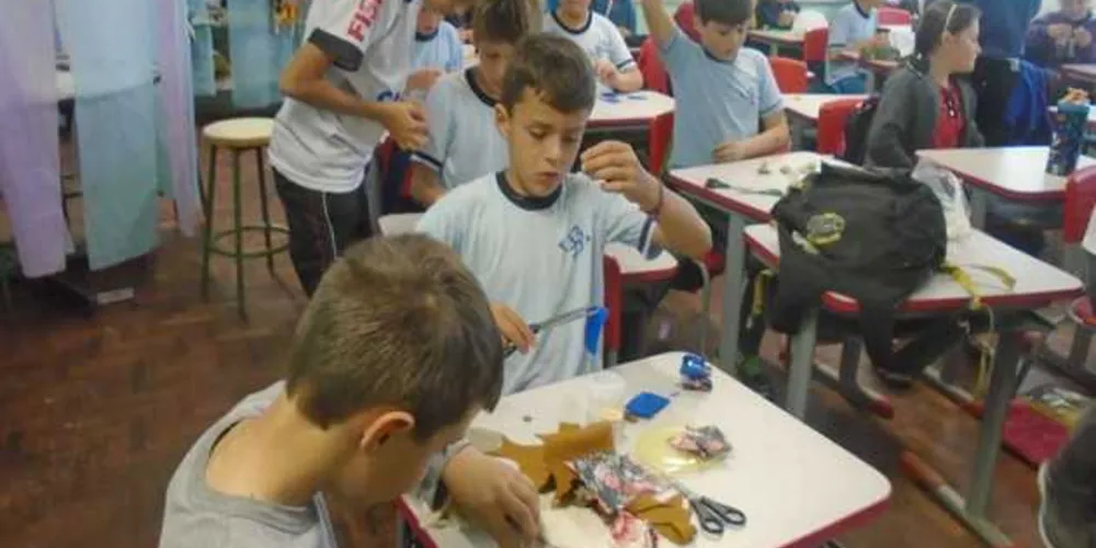 Imagem ilustrativa da imagem Alunos participam de projeto que valoriza a boa convivência