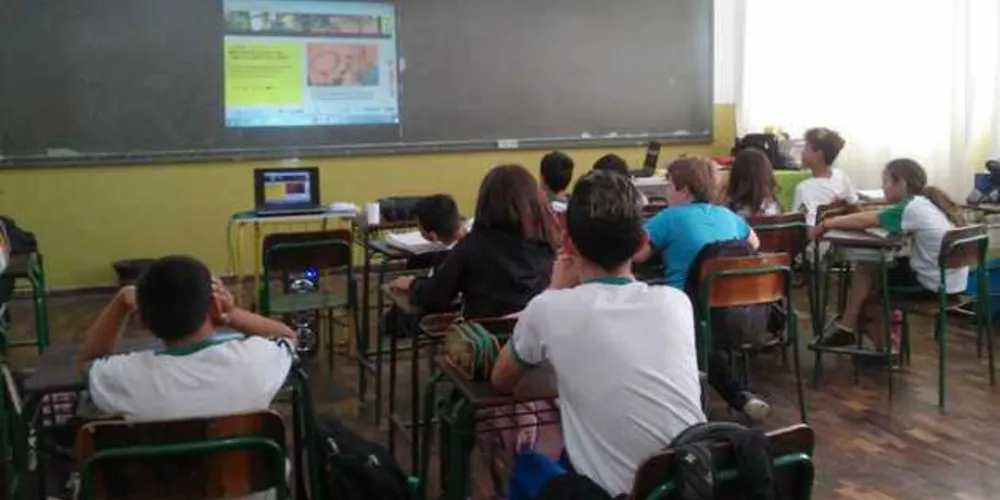 Imagem ilustrativa da imagem Trabalho escolar discute importância da notícia