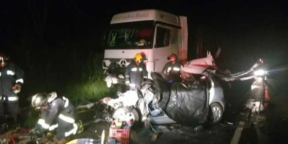 Imagem ilustrativa da imagem Tragédia na BR-153 termina com seis mortes na região