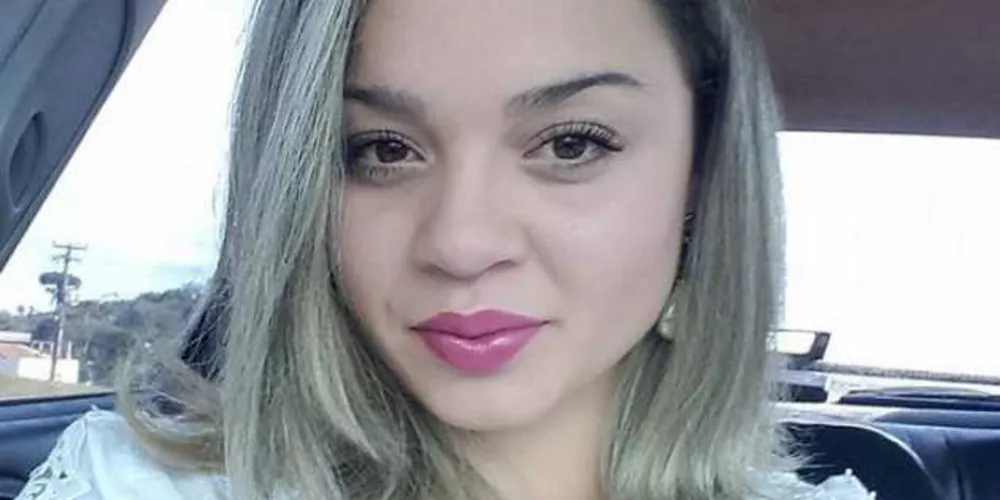 Imagem ilustrativa da imagem Para dar à luz gêmeos, mulher é mantida viva no Paraná