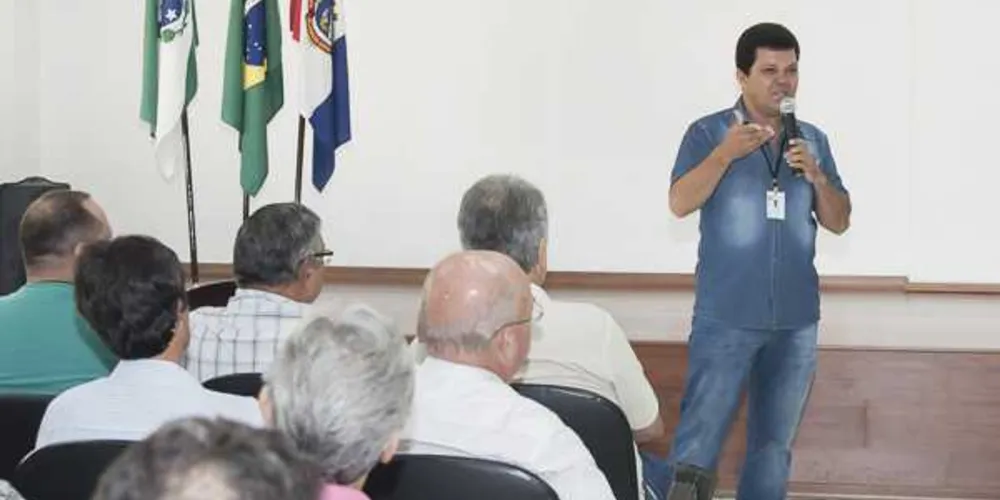 Imagem ilustrativa da imagem Presidentes de bairros participam de reunião em Telêmaco