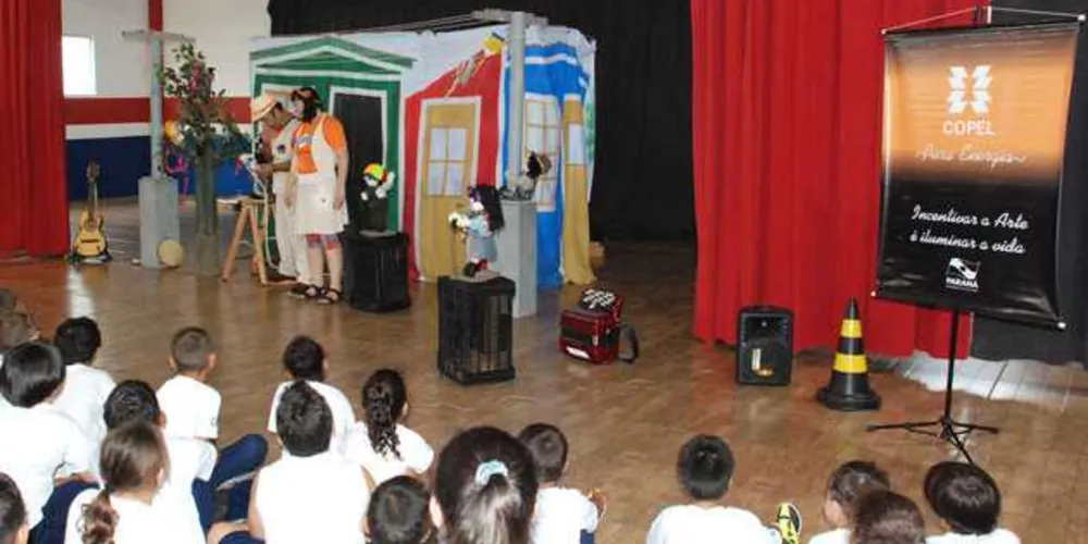 Imagem ilustrativa da imagem Teatro infantil da Copel ensina a evitar acidentes