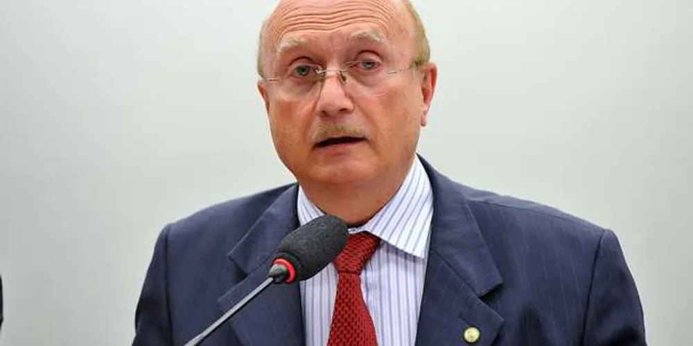 Imagem ilustrativa da imagem Serraglio nega obstrução da Lava Jato pelo Ministério