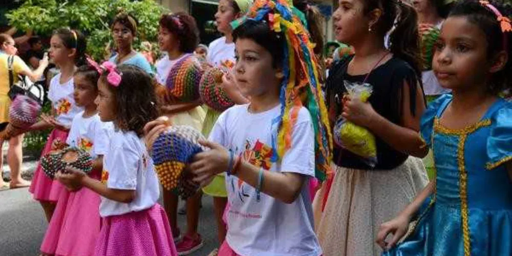 Imagem ilustrativa da imagem Crianças exigem cuidados redobrados no Carnaval