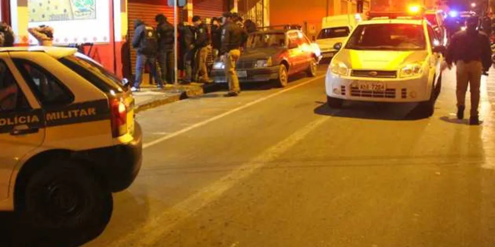 Imagem ilustrativa da imagem 'Operação Carnaval' da PM apreende arma e drogas em PG