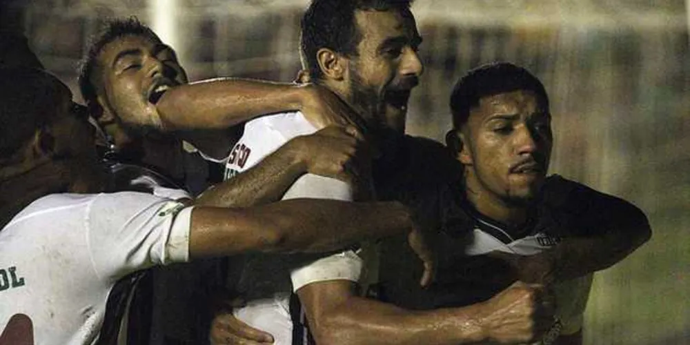 Imagem ilustrativa da imagem Fluminense evolui na Copa do Brasil e garante vaga