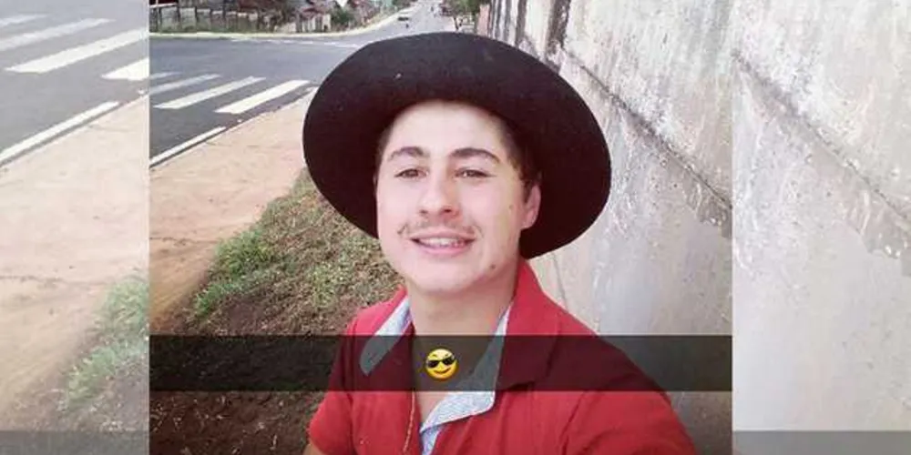 Imagem ilustrativa da imagem Jovem vítima de descarga elétrica recebe homenagens