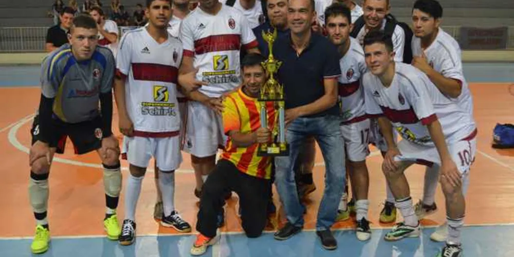 Imagem ilustrativa da imagem Santa Mônica leva título da ‘Supercopa de Futsal’