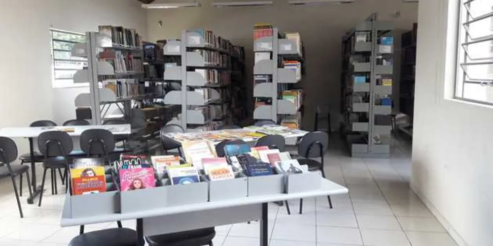 Imagem ilustrativa da imagem Biblioteca Cidadã divulga serviços nas escolas de Castro