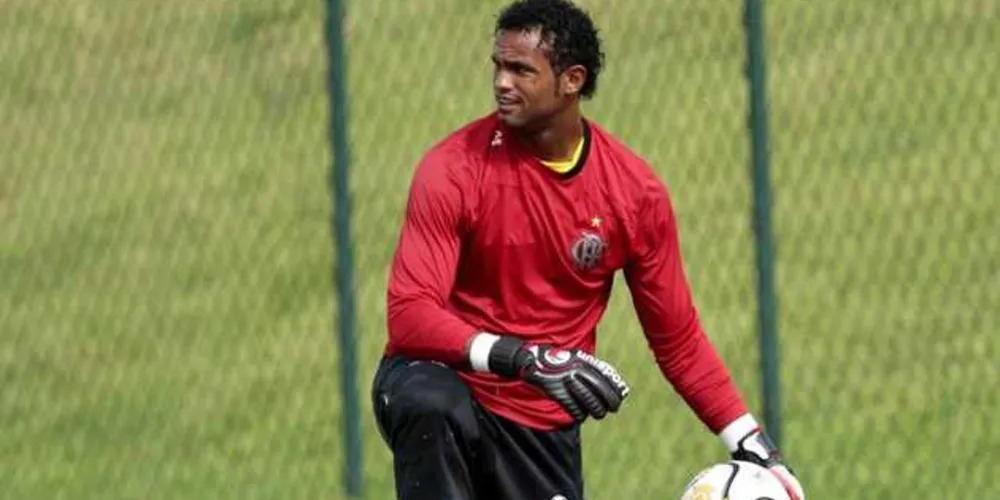 Imagem ilustrativa da imagem Bruno recebe proposta de nove clubes, incluindo dois da Série A