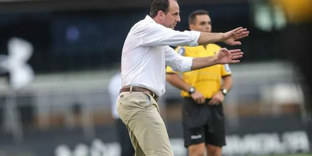 Imagem ilustrativa da imagem "Temos uma forma montada de jogo", diz Rogério Ceni