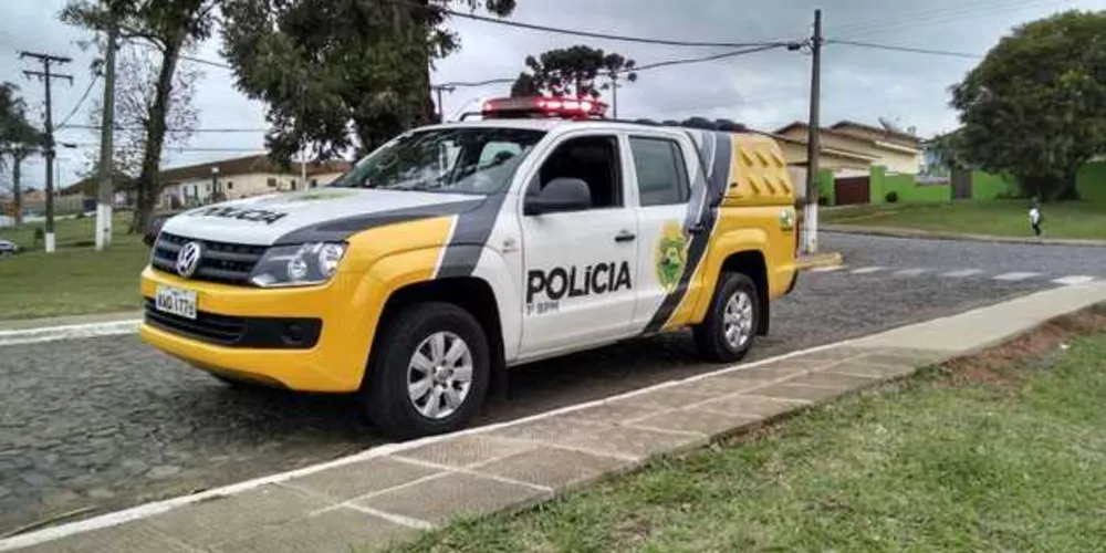 Vítima estava com o namorado no momento dos disparos / Imagem: Bruno Gomes/Gazeta Popular 