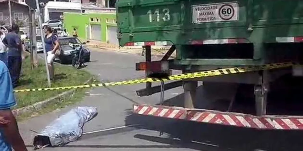 Imagem ilustrativa da imagem Músico morre atropelado por caminhão que dava ré no PR