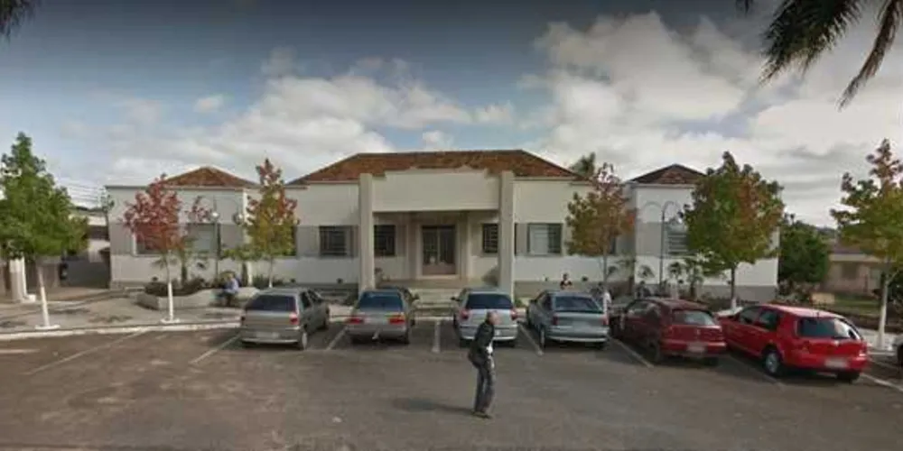 A vítima, que trabalhava como soldador, chegou a ser socorrida mas não resistiu e entrou em óbito no Hospital Santa Casa de Misericórdia de Palmeira. 