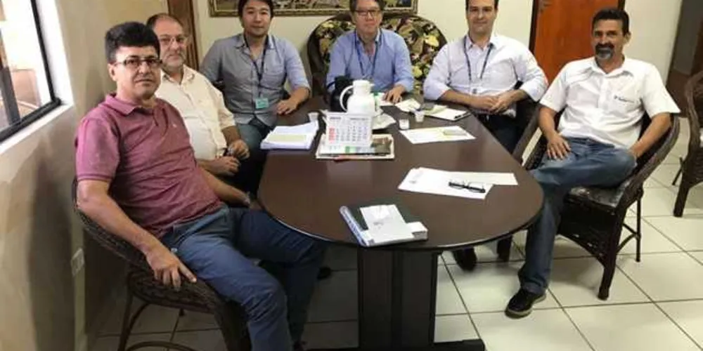 Imagem ilustrativa da imagem Prefeito de Curiúva recebe representantes da Sanepar
