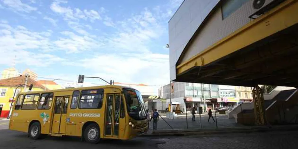 Trabalhadores do setor deverão cruzar os braços por uma hora nessa quarta-feira (15)