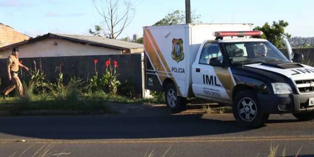 Corpo da mulher foi recolhido e encaminhado ao IML de Ponta Grossa