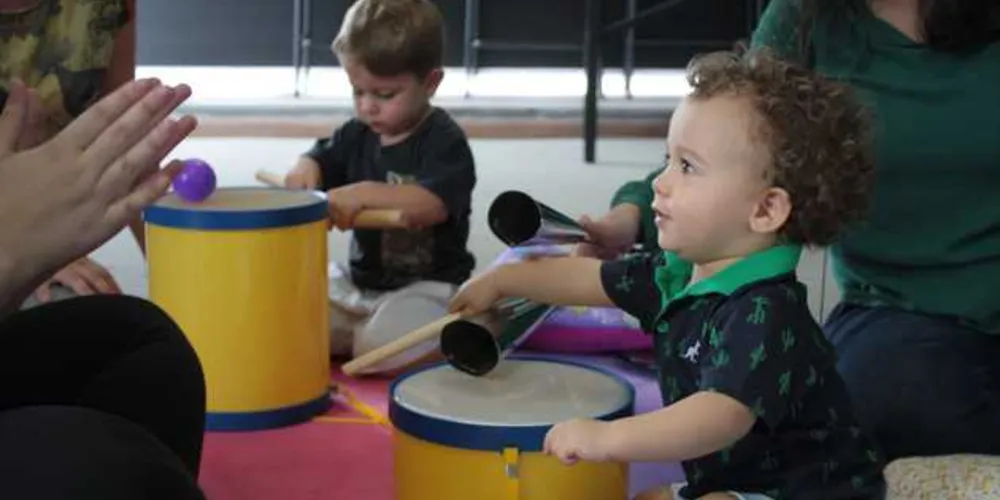 Miguel tem 1 ano e frequenta as aulas de musicalização infantil / Imagem: Assessoria de Imprensa