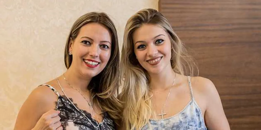 Amelya e Ana Cecília Genari