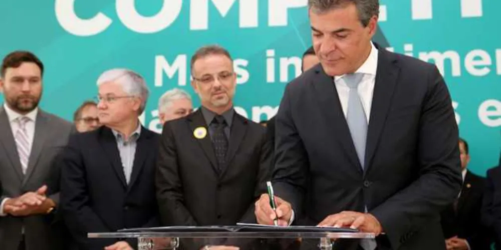 Imagem ilustrativa da imagem Richa amplia Paraná Competitivo e abre novos incentivos